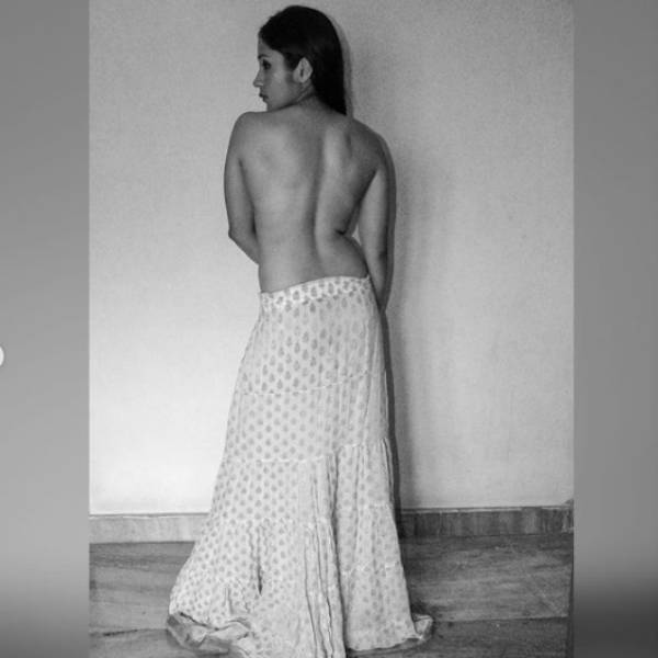 aishwarya-krishnan topless hot pic